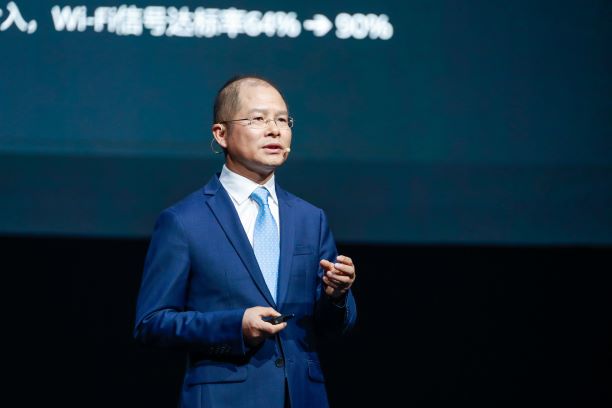 HUAWEI CONNECT 2021で基調講演を行う、 ファーウェイ輪番会長の徐直軍